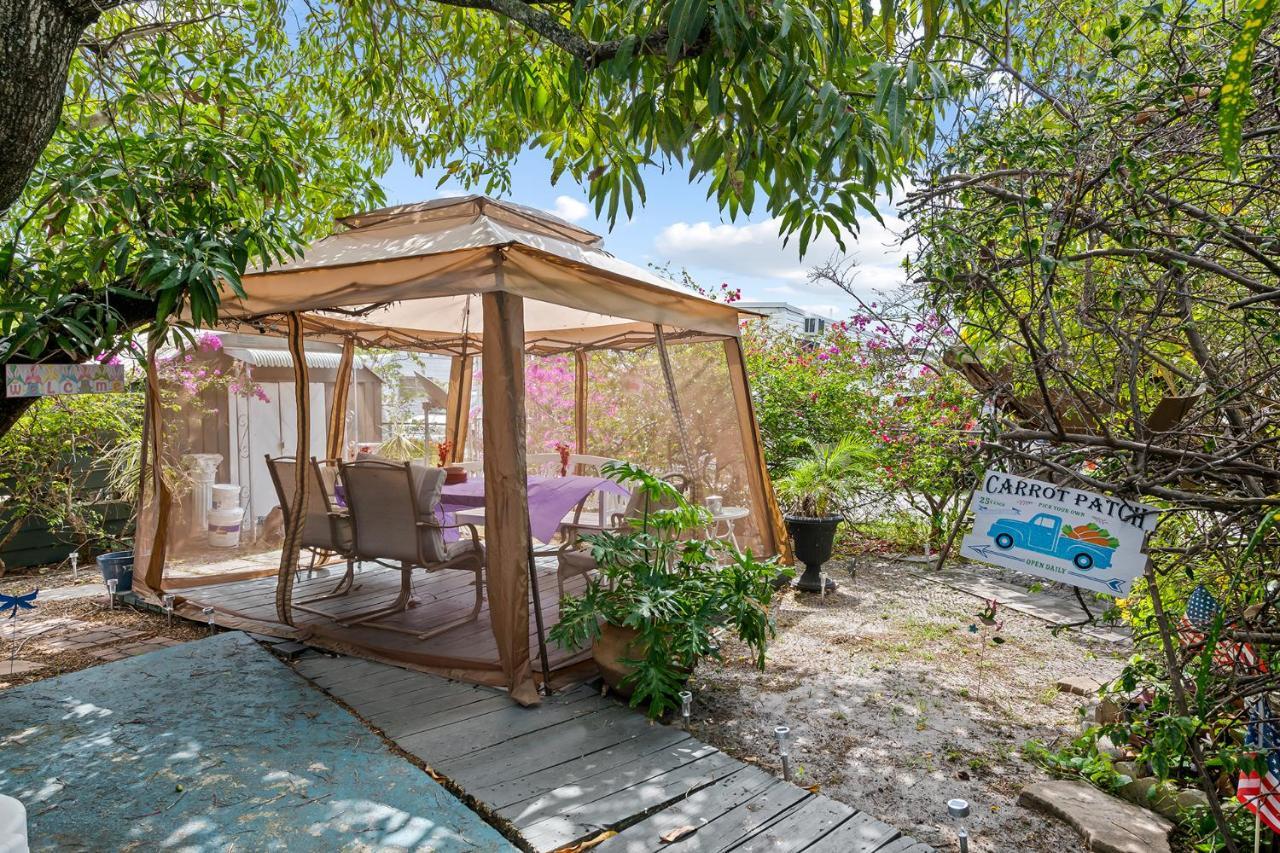 Comfy Bnb W/ King Bed + Work/Travel + Beach 8 Min Hallandale Beach Exterior photo