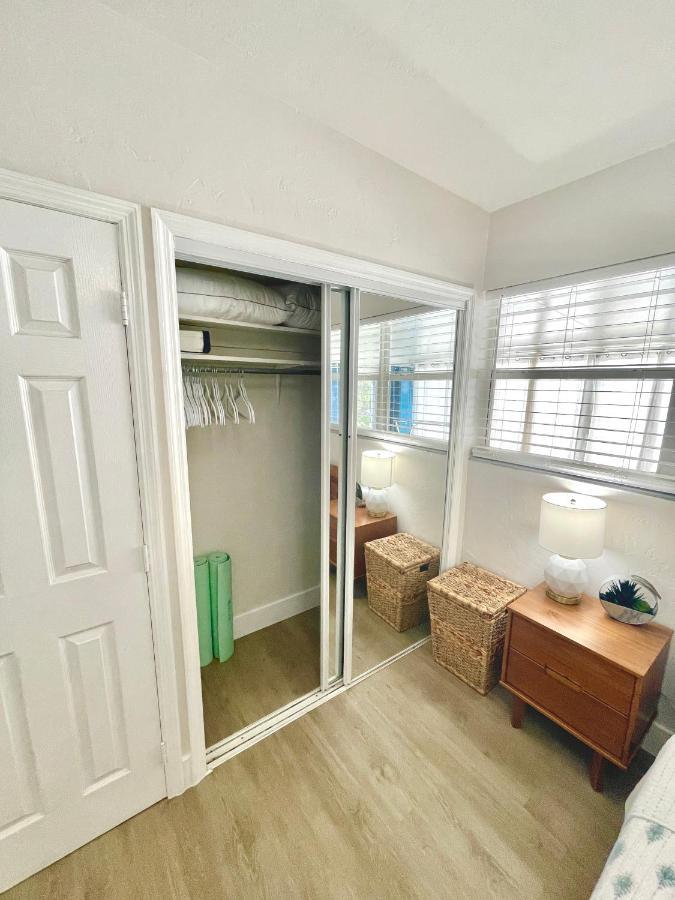 Comfy Bnb W/ King Bed + Work/Travel + Beach 8 Min Hallandale Beach Exterior photo